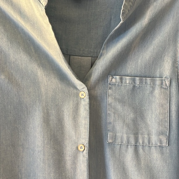 Very J long sleeved light blue, longer top with lacing on the sides. Size Small - Picture 3 of 11